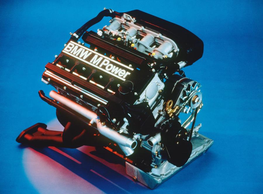  BMW M3 1988 года  (фото 3 из 7)